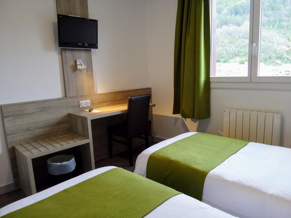 Jura Hotel Restaurant Le Panoramic Сен-Клод Экстерьер фото